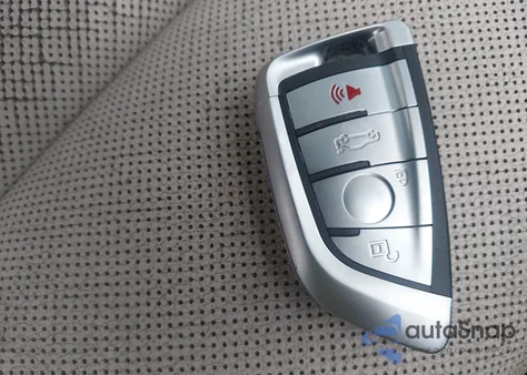 2015 BMW 750I из США, поврежденный, VIN WBAYA8C59FD825443